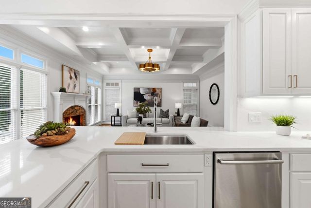 1112 Valley Overlook Drive NE, Atlanta, GA 30324