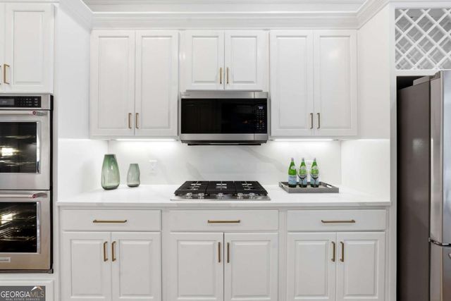 1112 Valley Overlook Drive NE, Atlanta, GA 30324