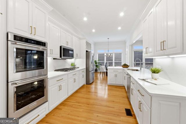 1112 Valley Overlook Drive NE, Atlanta, GA 30324