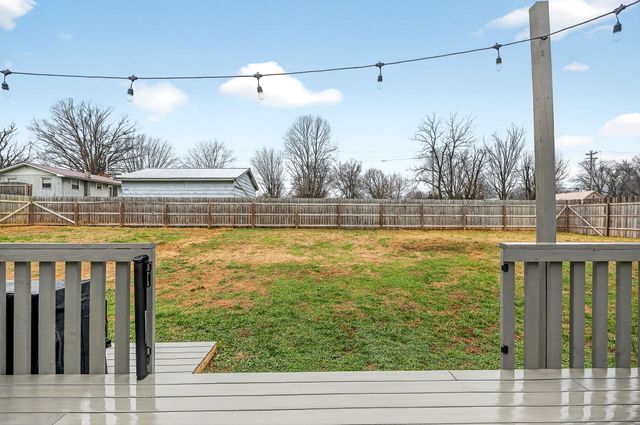 217 Peach St, Baxter, TN 38544