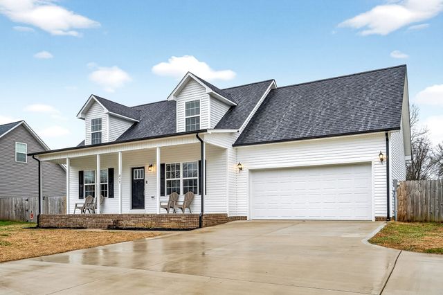 217 Peach St, Baxter, TN 38544