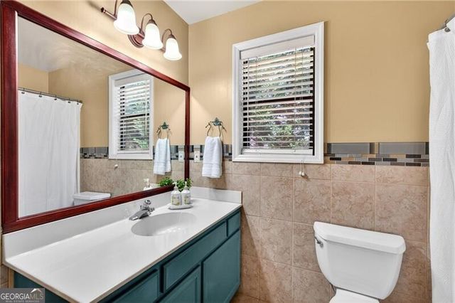 120 Farm Track, Roswell, GA 30075