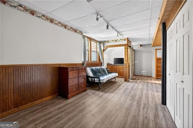 120 Farm Track, Roswell, GA 30075