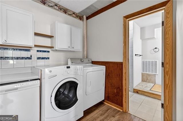 120 Farm Track, Roswell, GA 30075