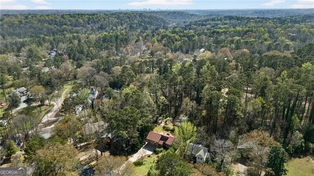 120 Farm Track, Roswell, GA 30075