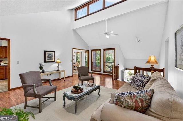 120 Farm Track, Roswell, GA 30075