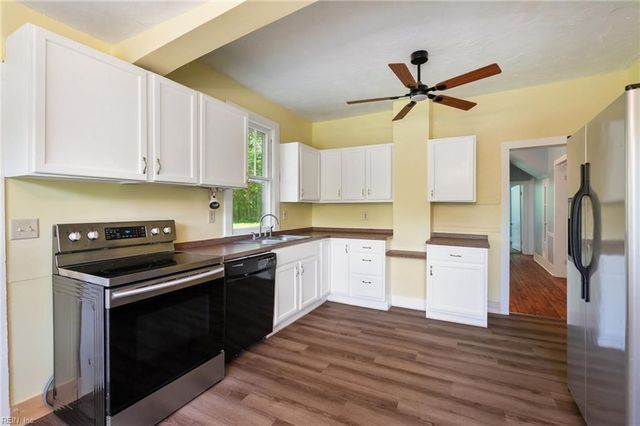 1750 Colonial TRL E, Surry, VA 23883
