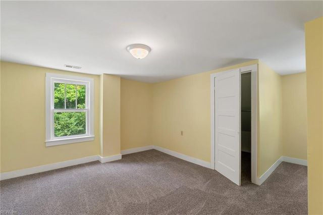 1750 Colonial TRL E, Surry, VA 23883