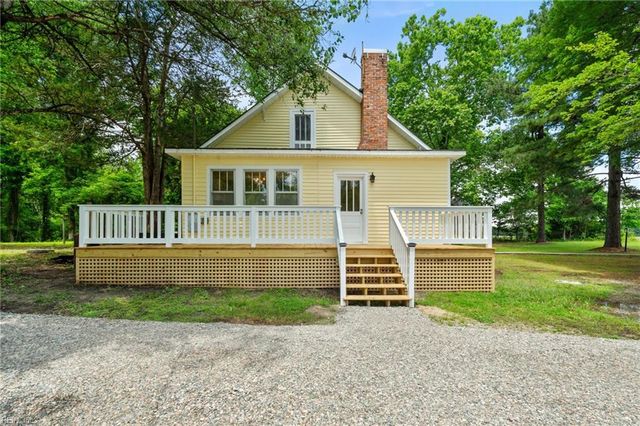 1750 Colonial TRL E, Surry, VA 23883