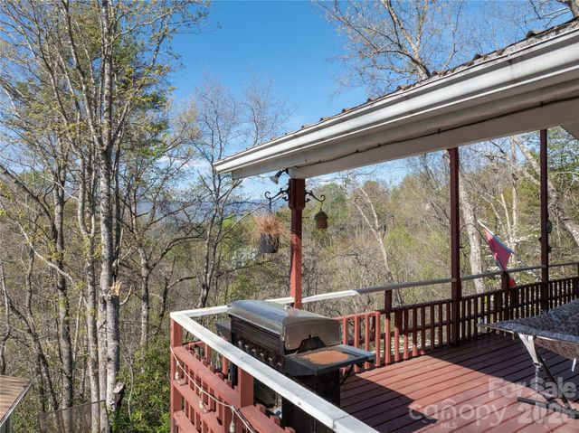 344 Pine Ridge Trail, Almond, NC 28702