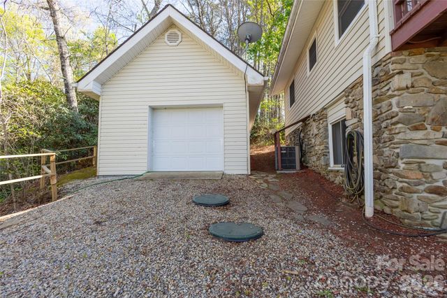 344 Pine Ridge Trail, Almond, NC 28702