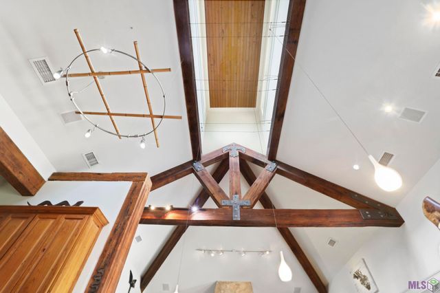 16056 Highland Bluff Ct, Baton Rouge, LA 70810