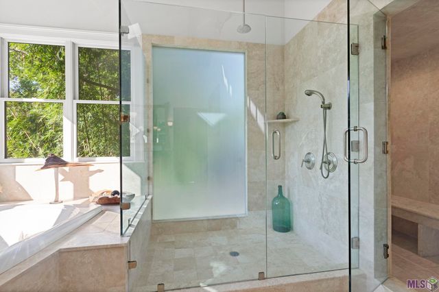 16056 Highland Bluff Ct, Baton Rouge, LA 70810