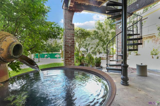 16056 Highland Bluff Ct, Baton Rouge, LA 70810