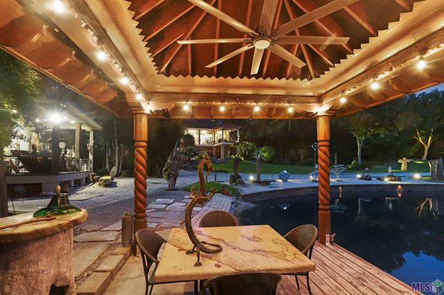 16056 Highland Bluff Ct, Baton Rouge, LA 70810