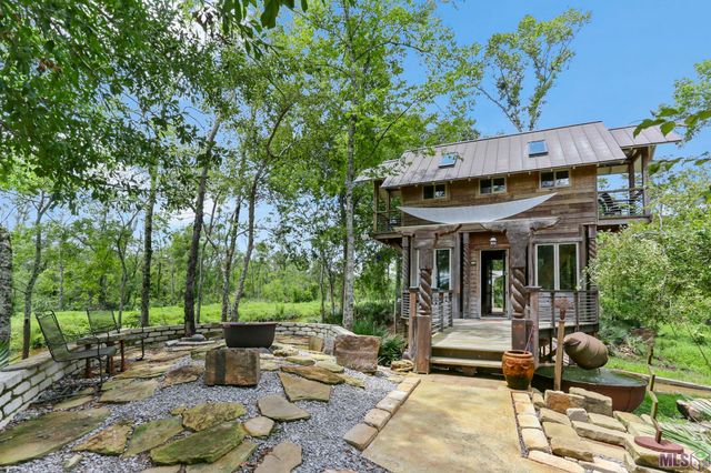 16056 Highland Bluff Ct, Baton Rouge, LA 70810