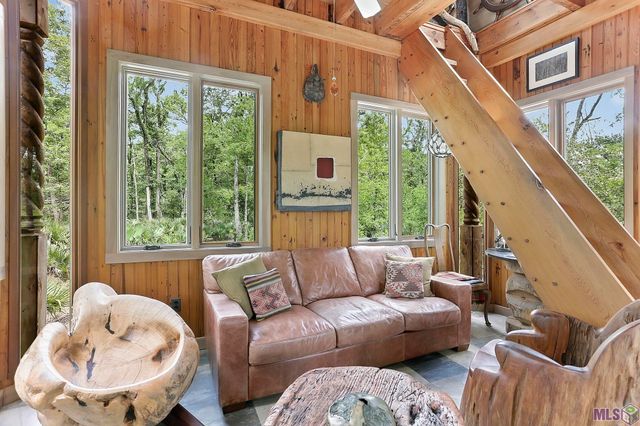 16056 Highland Bluff Ct, Baton Rouge, LA 70810