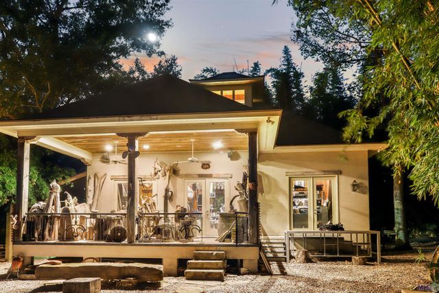 16056 Highland Bluff Ct, Baton Rouge, LA 70810