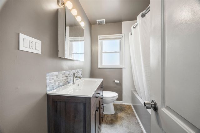 24426 Lehigh Street, Dearborn Heights, MI 48125