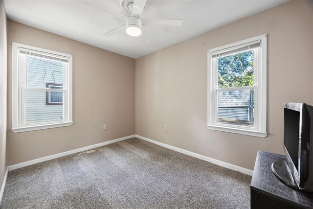 24426 Lehigh Street, Dearborn Heights, MI 48125