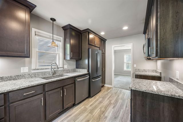 24426 Lehigh Street, Dearborn Heights, MI 48125