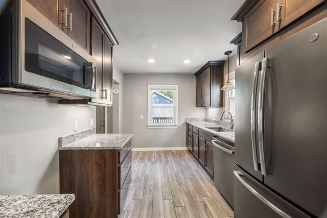 24426 Lehigh Street, Dearborn Heights, MI 48125