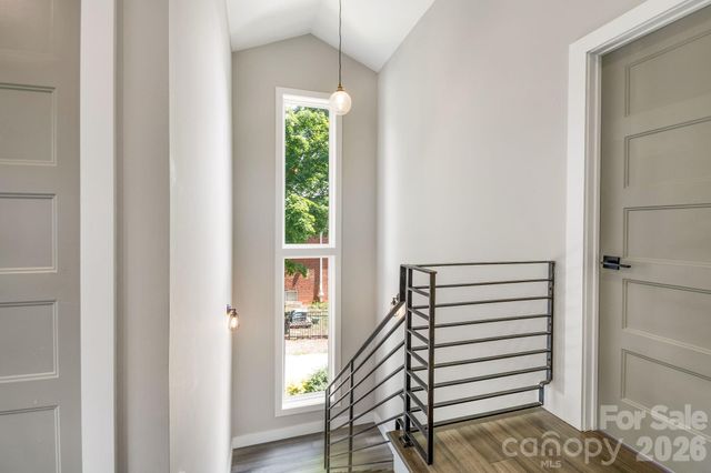 192 Virginia Avenue, Asheville, NC 28806