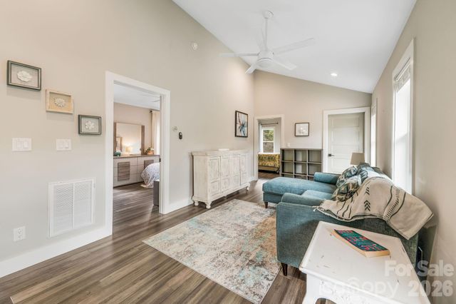 192 Virginia Avenue, Asheville, NC 28806