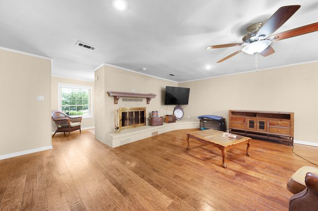 1440 Live Oak Street, Sulphur Springs, TX 75482