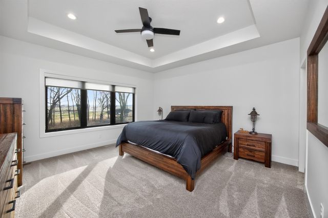 5321 173rd Street, Urbandale, IA 50323