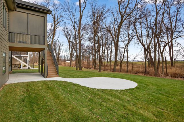 5321 173rd Street, Urbandale, IA 50323