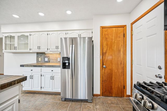 11608 Meadow Avenue, Pickerington, OH 43147