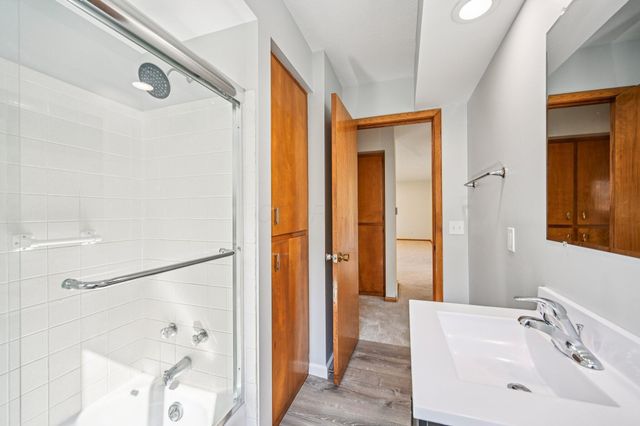 11608 Meadow Avenue, Pickerington, OH 43147