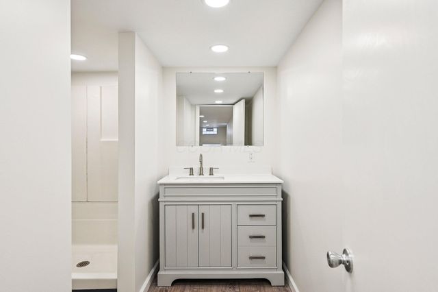 11608 Meadow Avenue, Pickerington, OH 43147