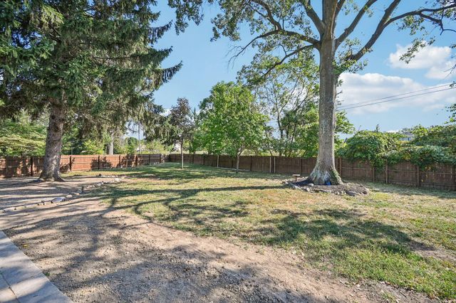 11608 Meadow Avenue, Pickerington, OH 43147