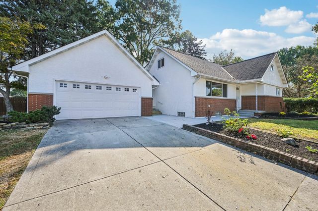 11608 Meadow Avenue, Pickerington, OH 43147