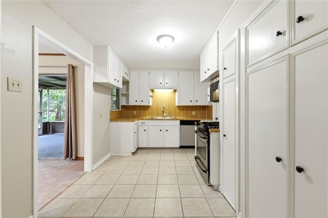 8406 Highcrest Drive, Houston, TX 77055
