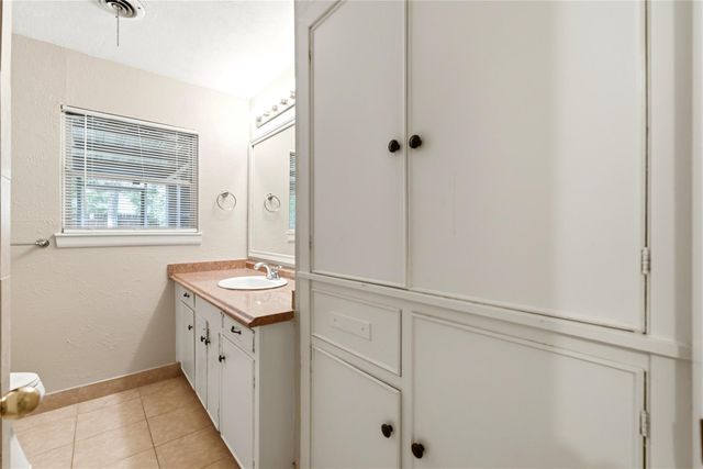 8406 Highcrest Drive, Houston, TX 77055