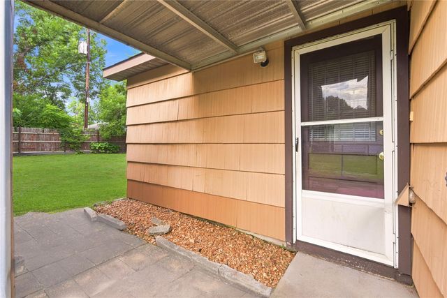 8406 Highcrest Drive, Houston, TX 77055