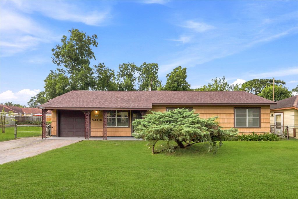 8406 Highcrest Drive, Houston, TX 77055