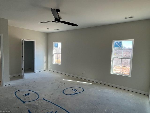 3534 Townland Circle, Clemmons, NC 27012