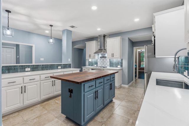 3935 Bowstring BND, Cedar Park, TX 78613