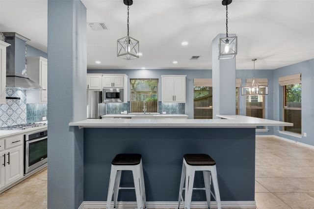 3935 Bowstring BND, Cedar Park, TX 78613
