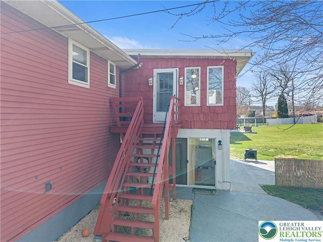 3945 Hemlock Place, Hanover Twp, PA 18017