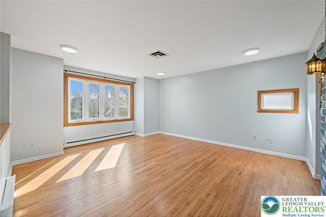 3945 Hemlock Place, Hanover Twp, PA 18017