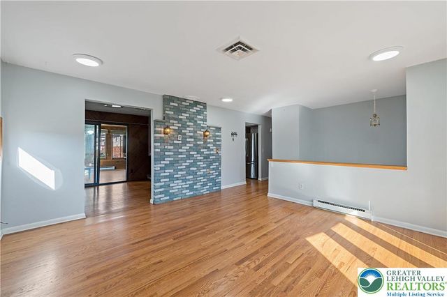 3945 Hemlock Place, Hanover Twp, PA 18017