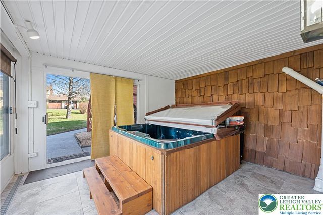 3945 Hemlock Place, Hanover Twp, PA 18017