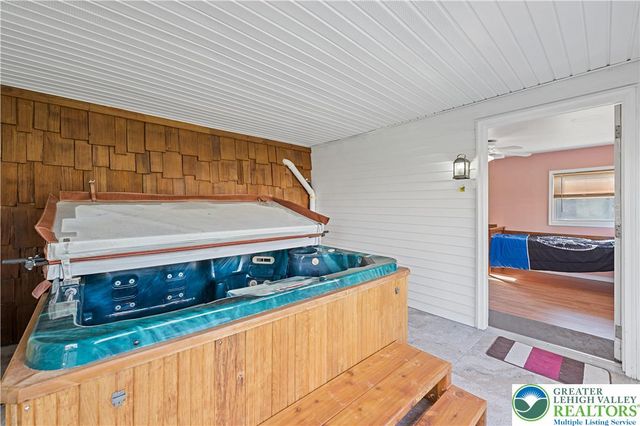 3945 Hemlock Place, Hanover Twp, PA 18017