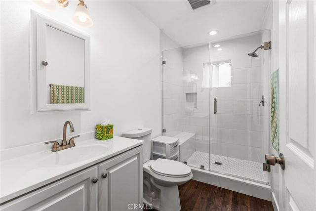 7977 Vista Del Rosa, Downey, CA 90240