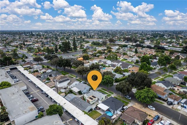 7977 Vista Del Rosa, Downey, CA 90240